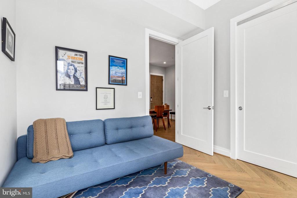 3043 15TH STREET NW 6