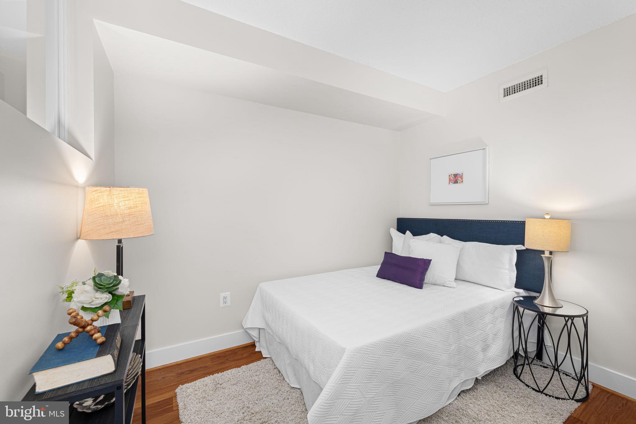 1390 KENYON STREET NW 524