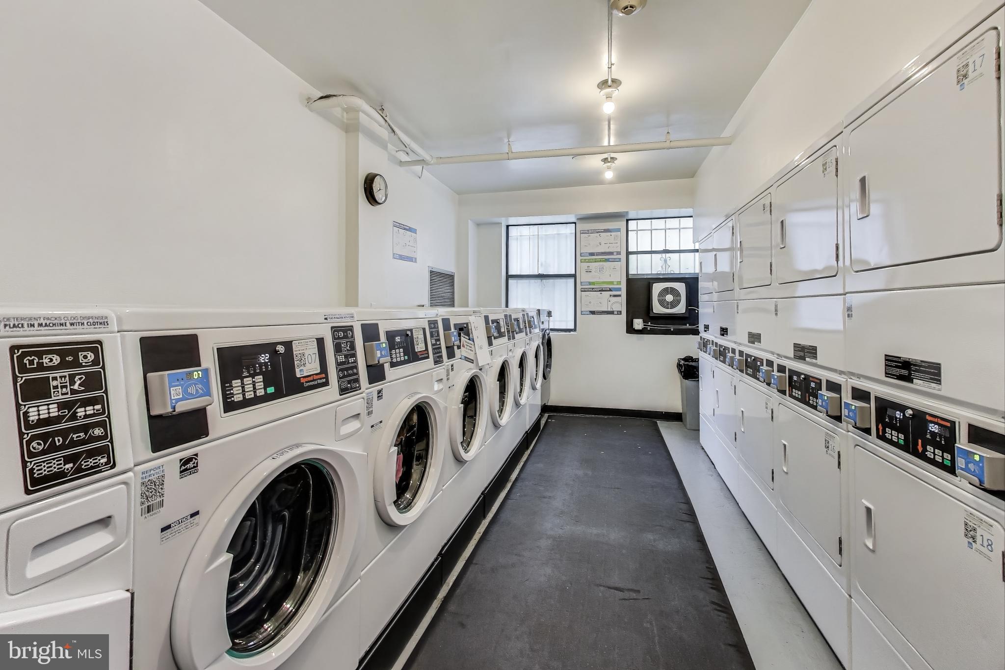 1 SCOTT CIRCLE NW 305