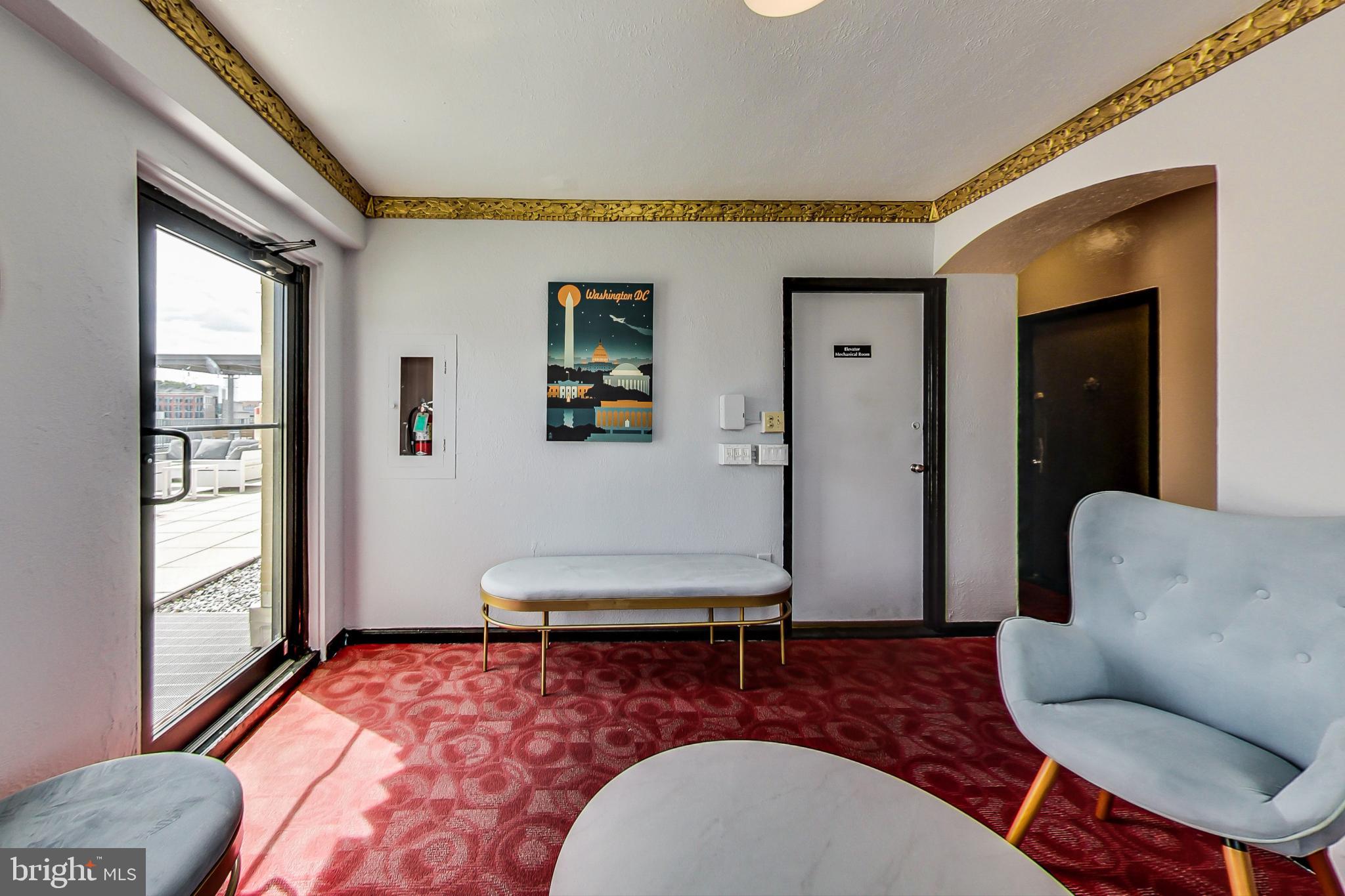 1 SCOTT CIRCLE NW 305