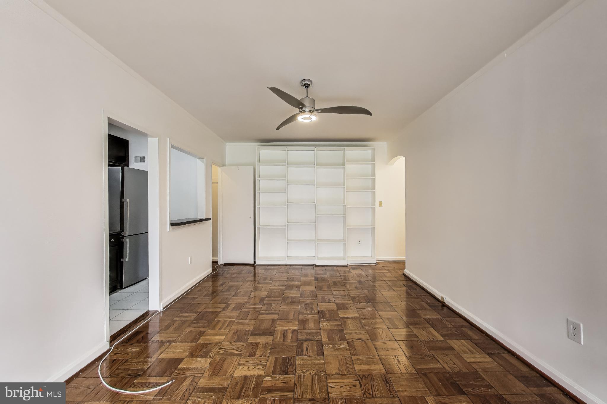 1 SCOTT CIRCLE NW 305