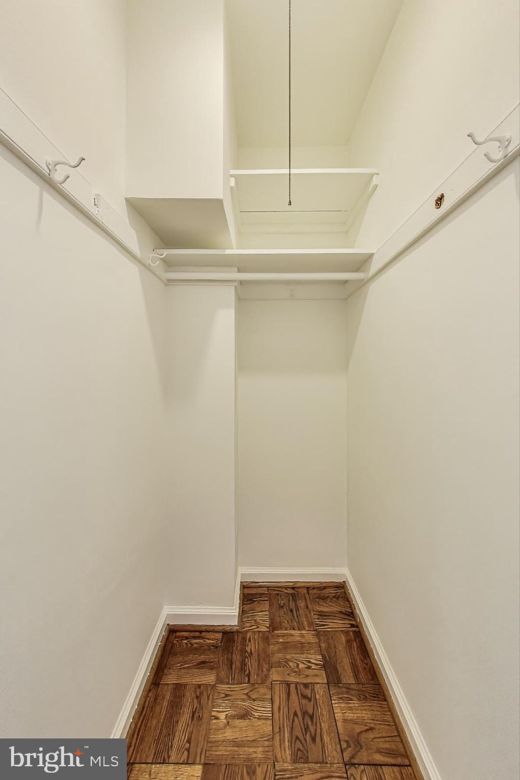 1 SCOTT CIRCLE NW 305