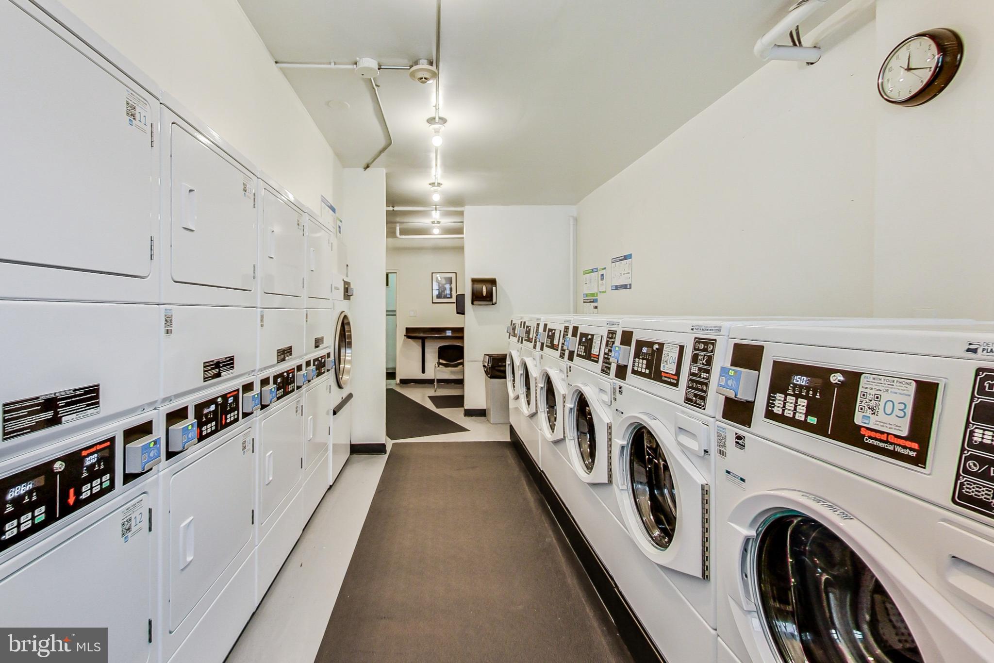 1 SCOTT CIRCLE NW 305