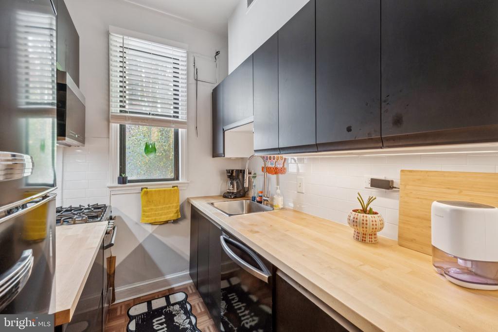 2515 K STREET NW 109