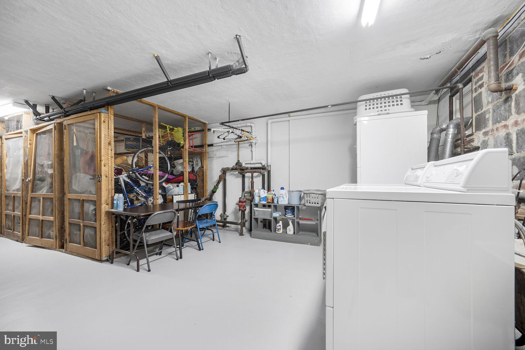 2322 40TH PLACE NW #301