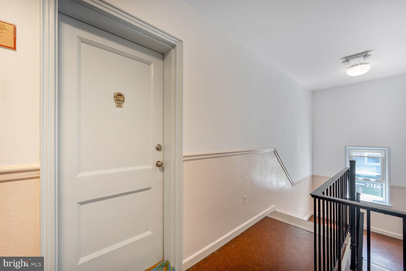 2322 40TH PLACE NW #301