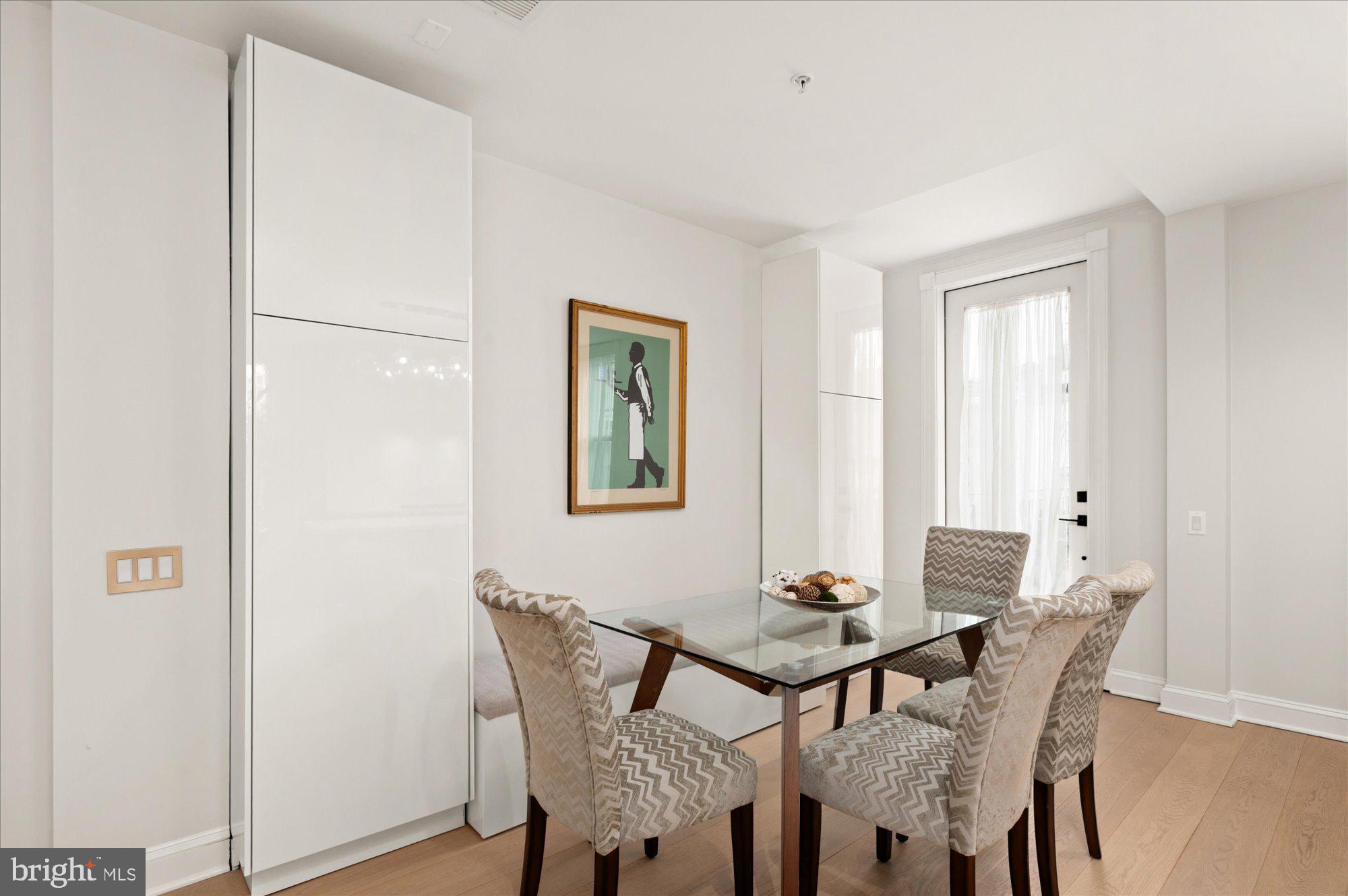 2025 HILLYER PLACE NW 4