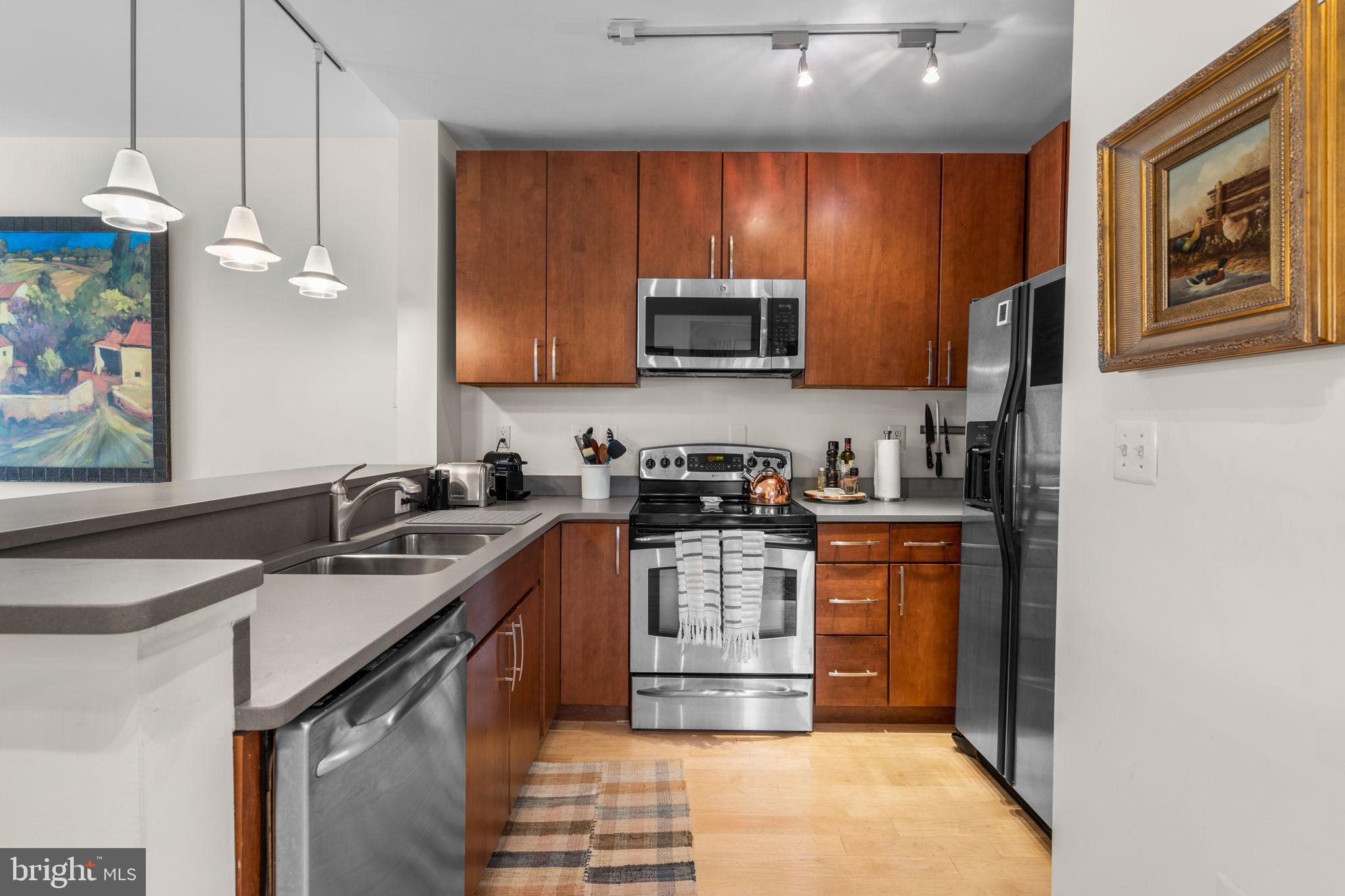 2412 17TH STREET NW 301