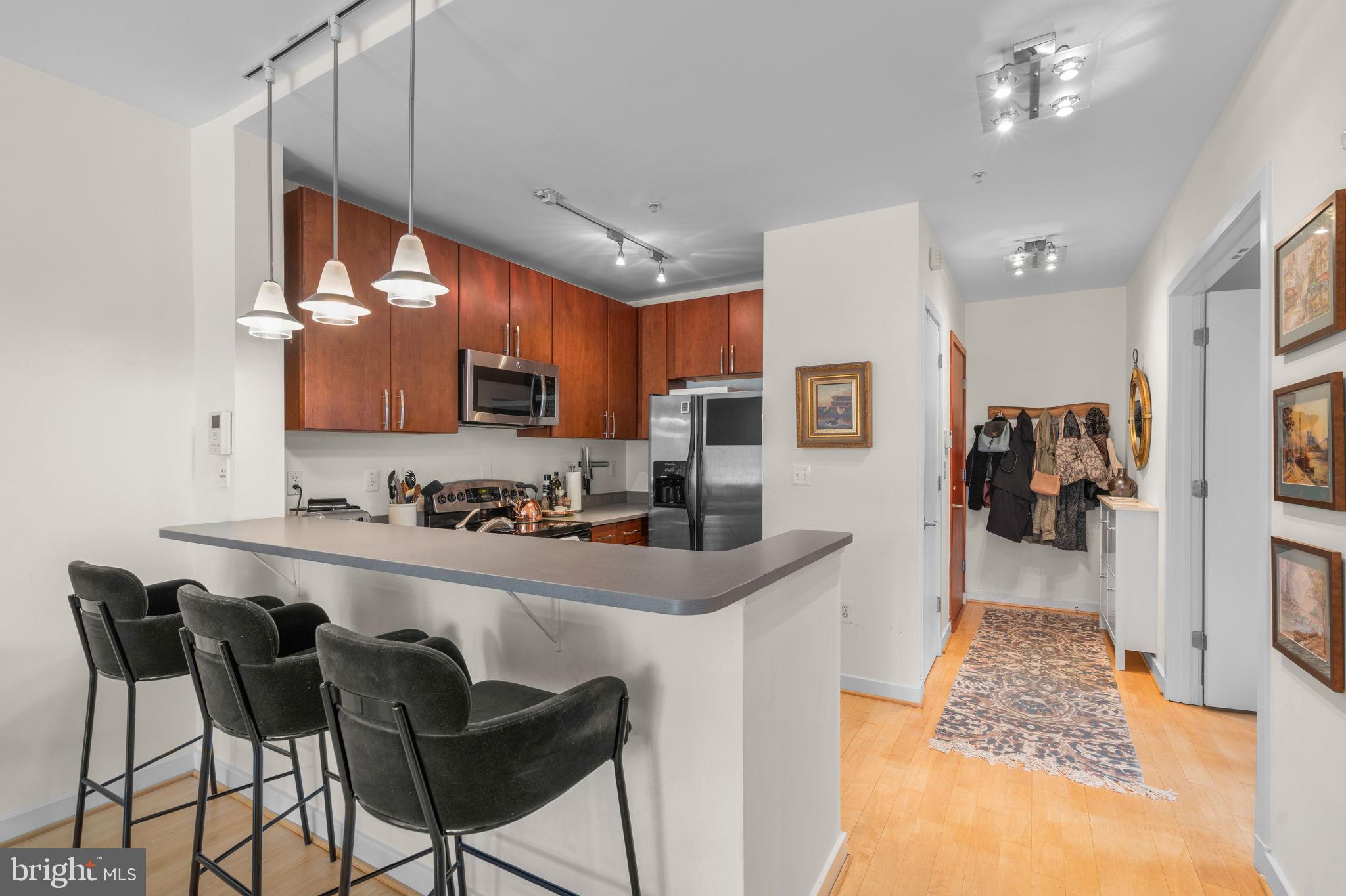 2412 17TH STREET NW 301