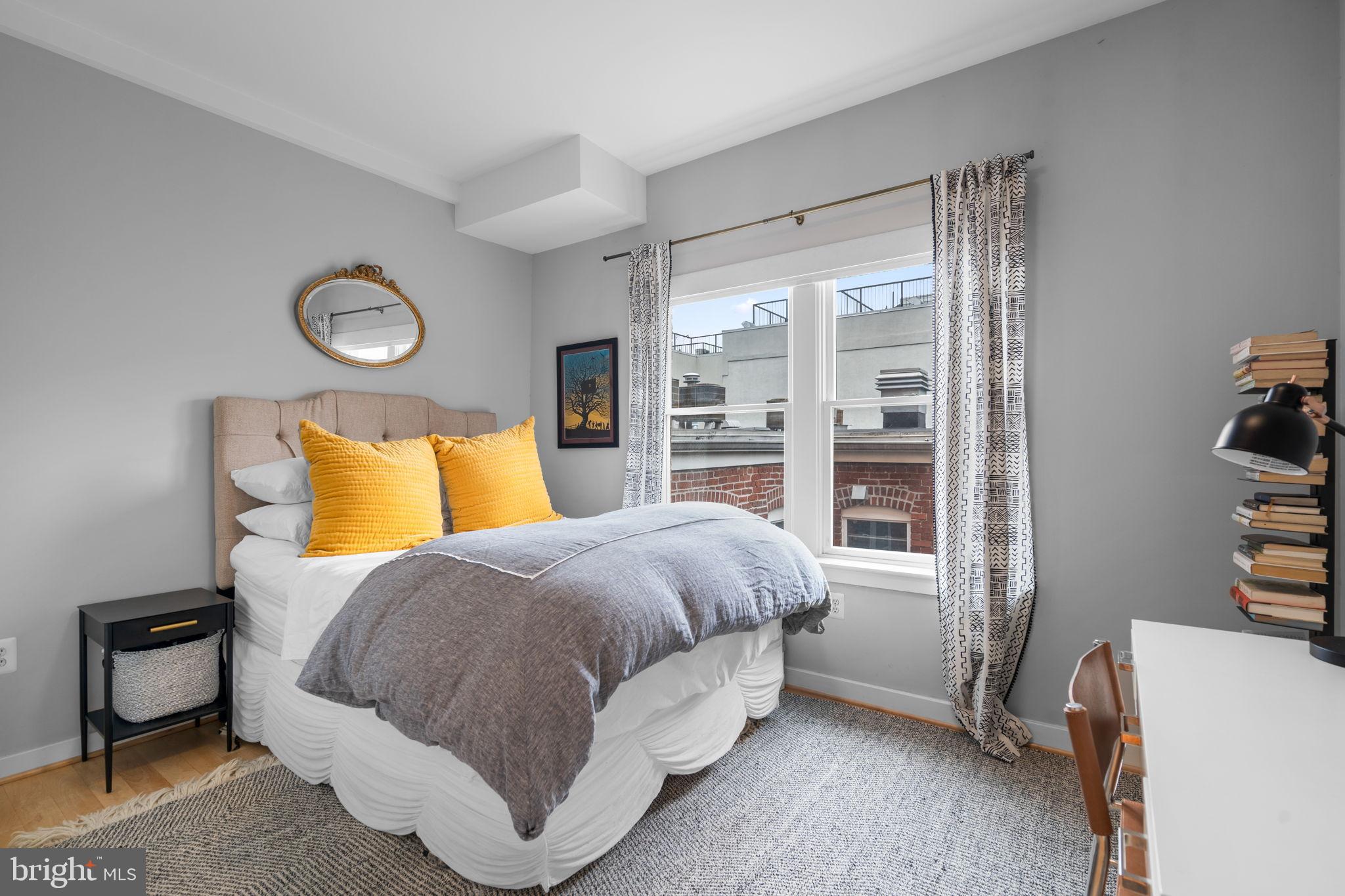 2412 17TH STREET NW 301