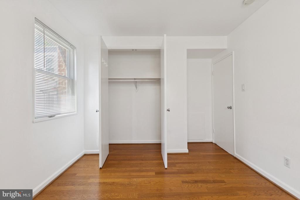 526 KENYON STREET NW 104