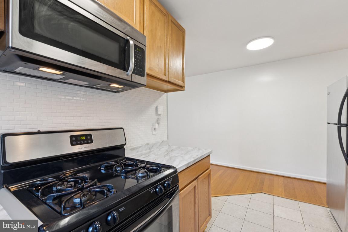 526 KENYON STREET NW 104