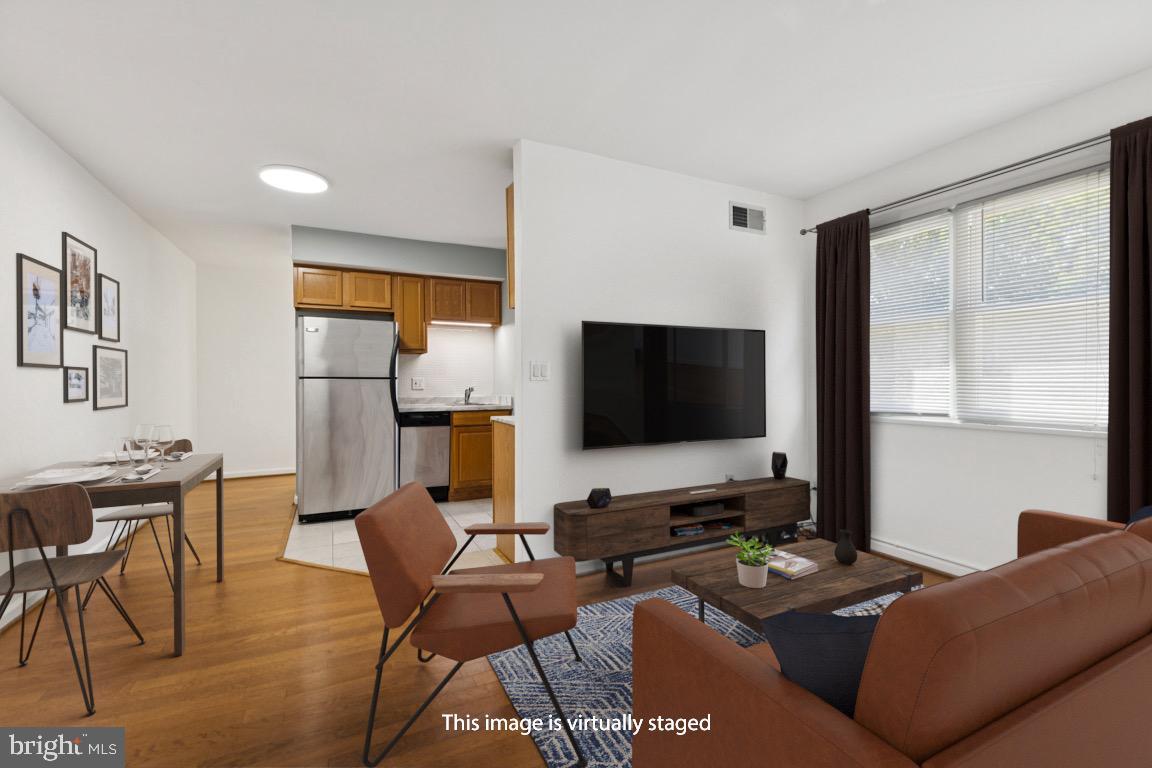 526 KENYON STREET NW 104