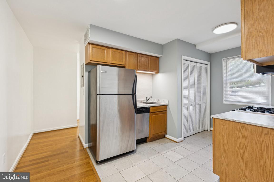 526 KENYON STREET NW 104