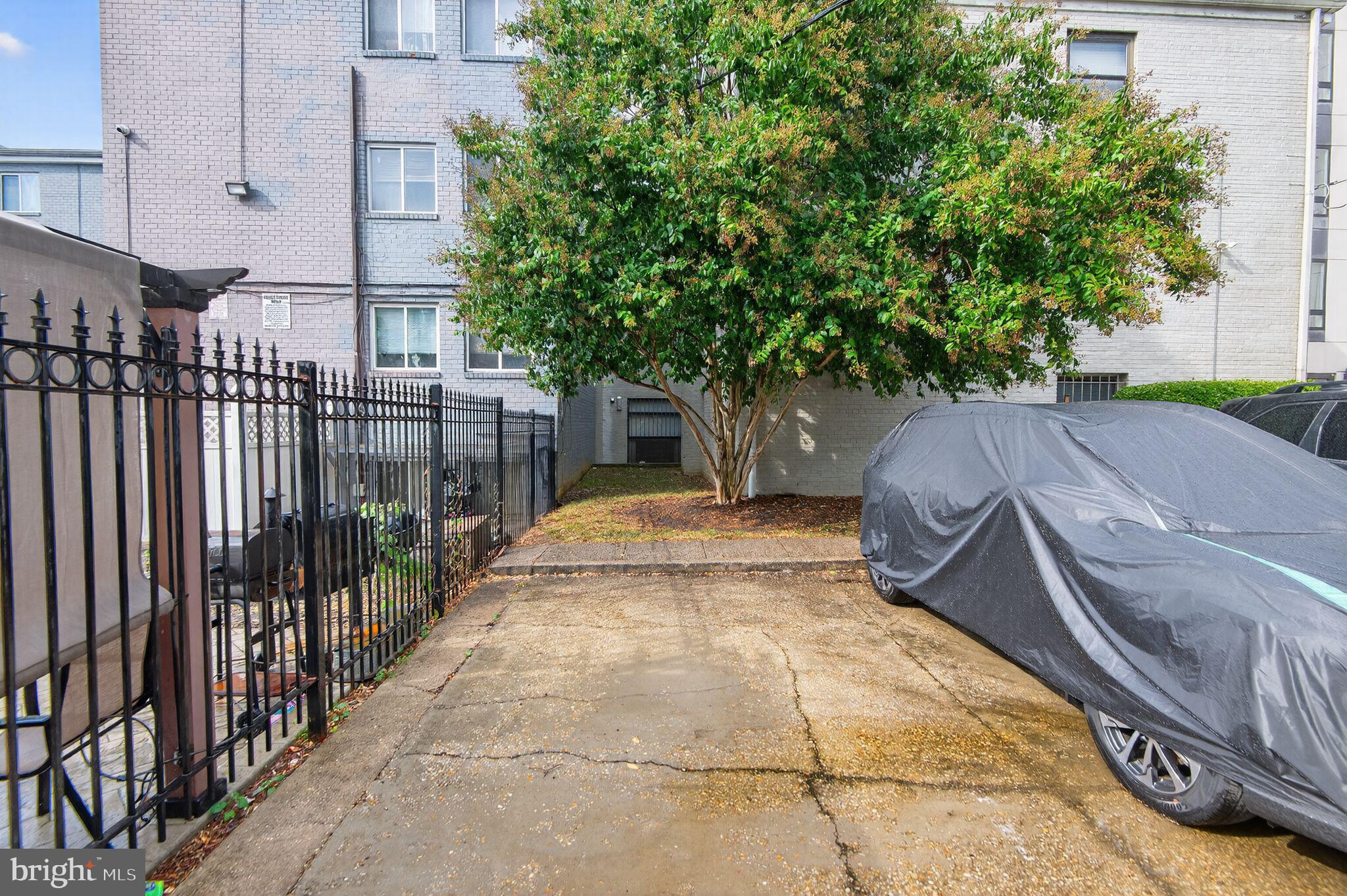 1323 K STREET SE 203