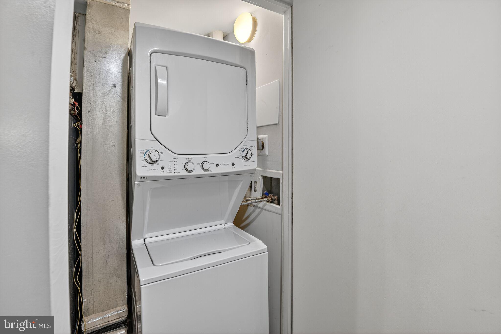 1323 K STREET SE 203