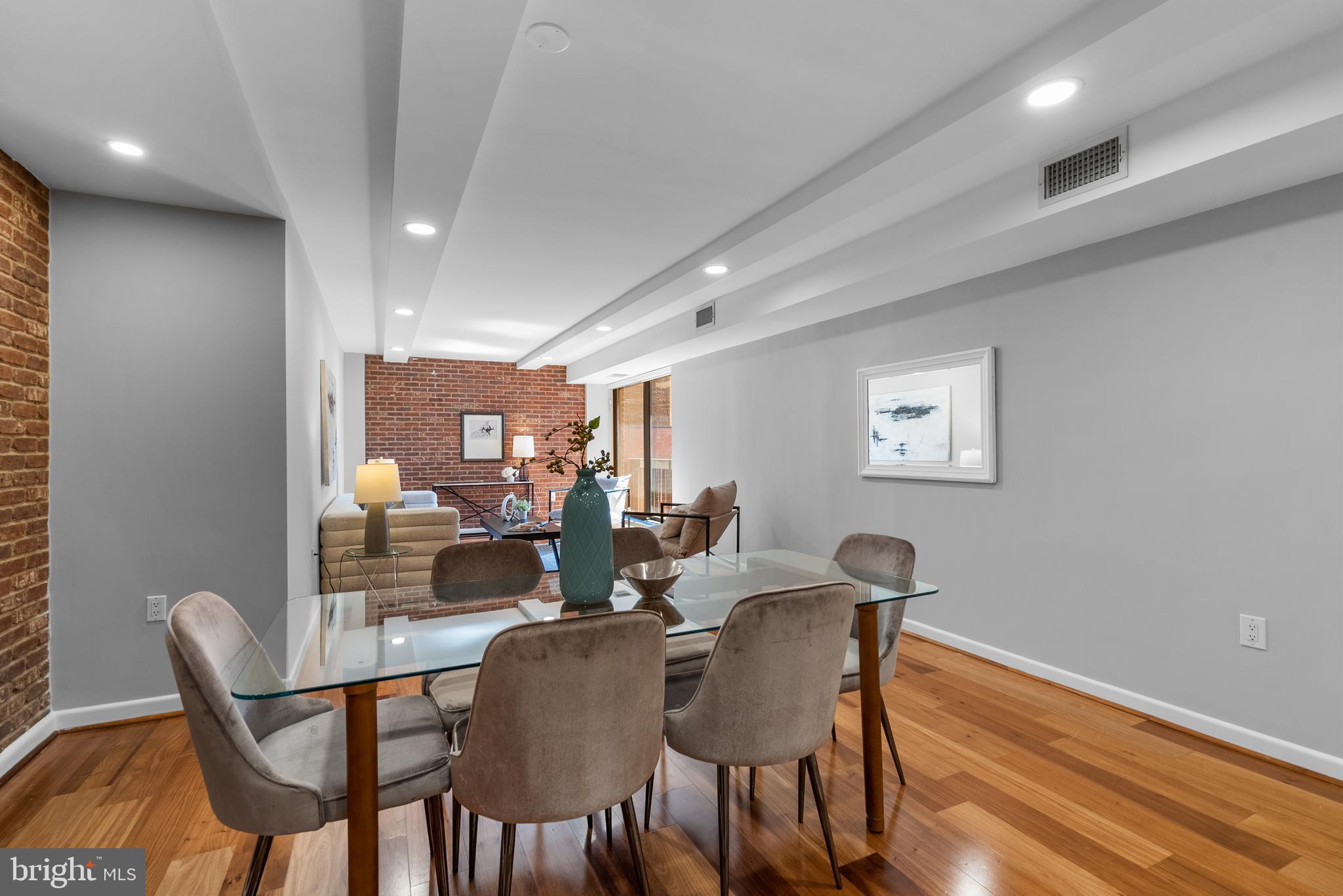 1045 31ST STREET NW 302