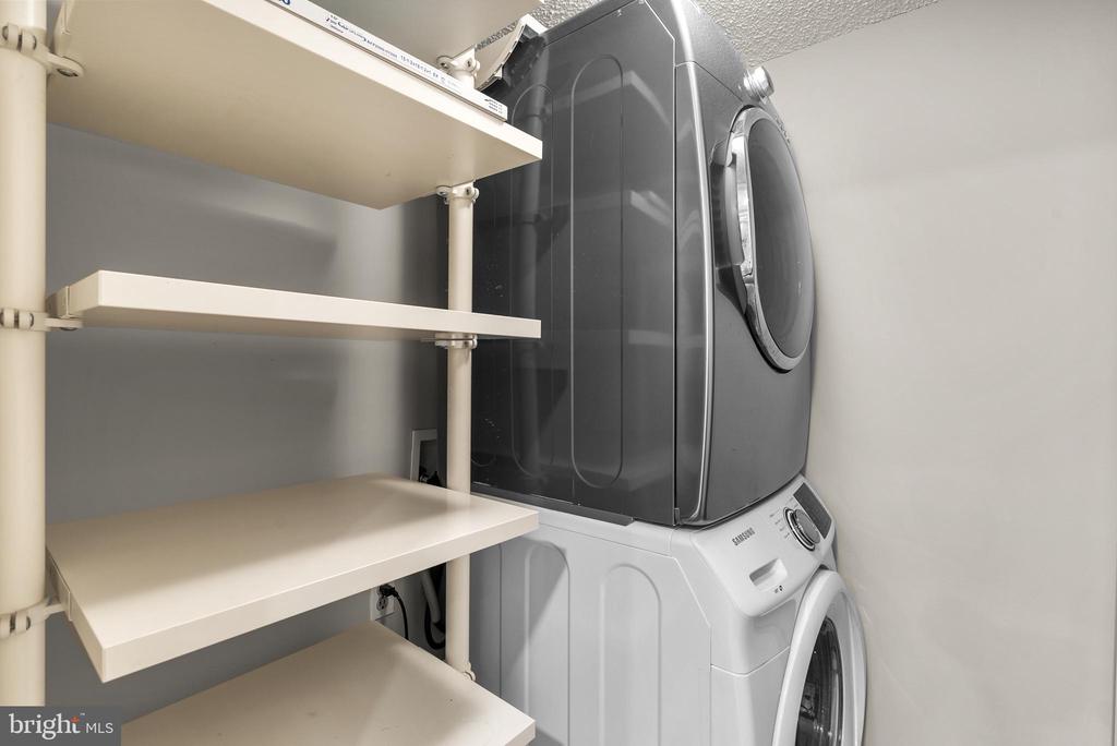 1045 31ST STREET NW 302