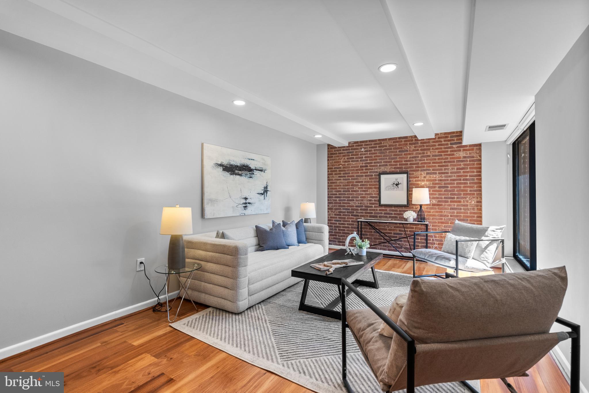 1045 31ST STREET NW 302