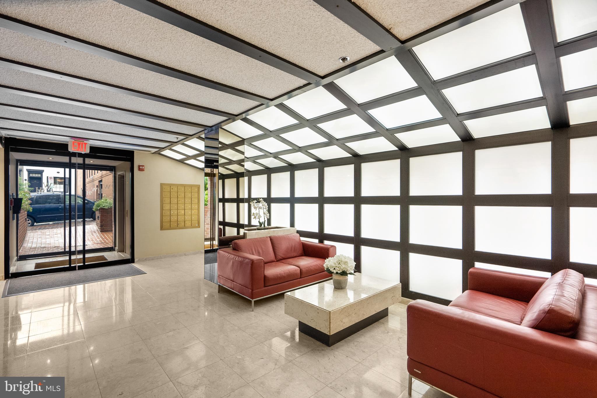 1045 31ST STREET NW 302