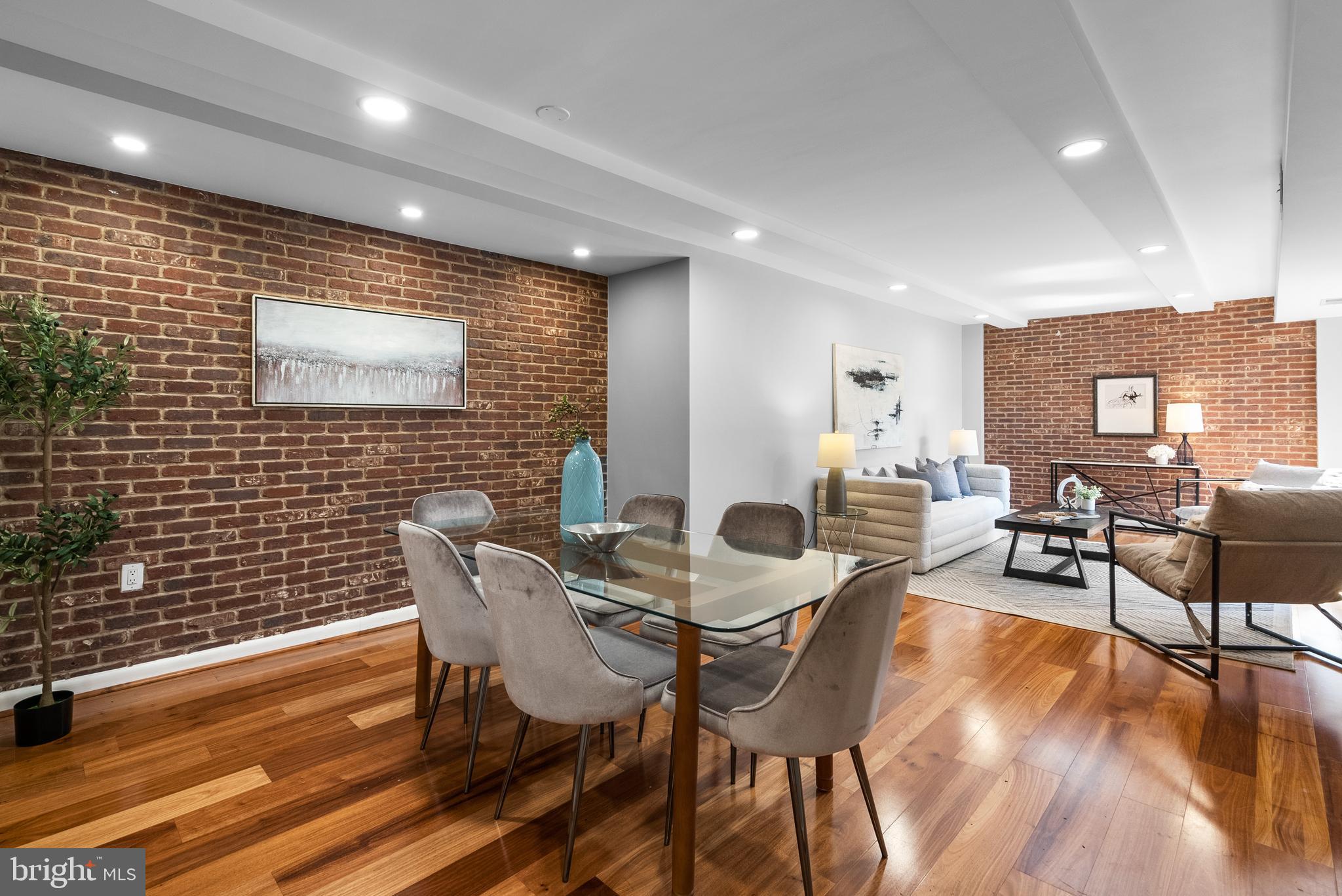 1045 31ST STREET NW 302