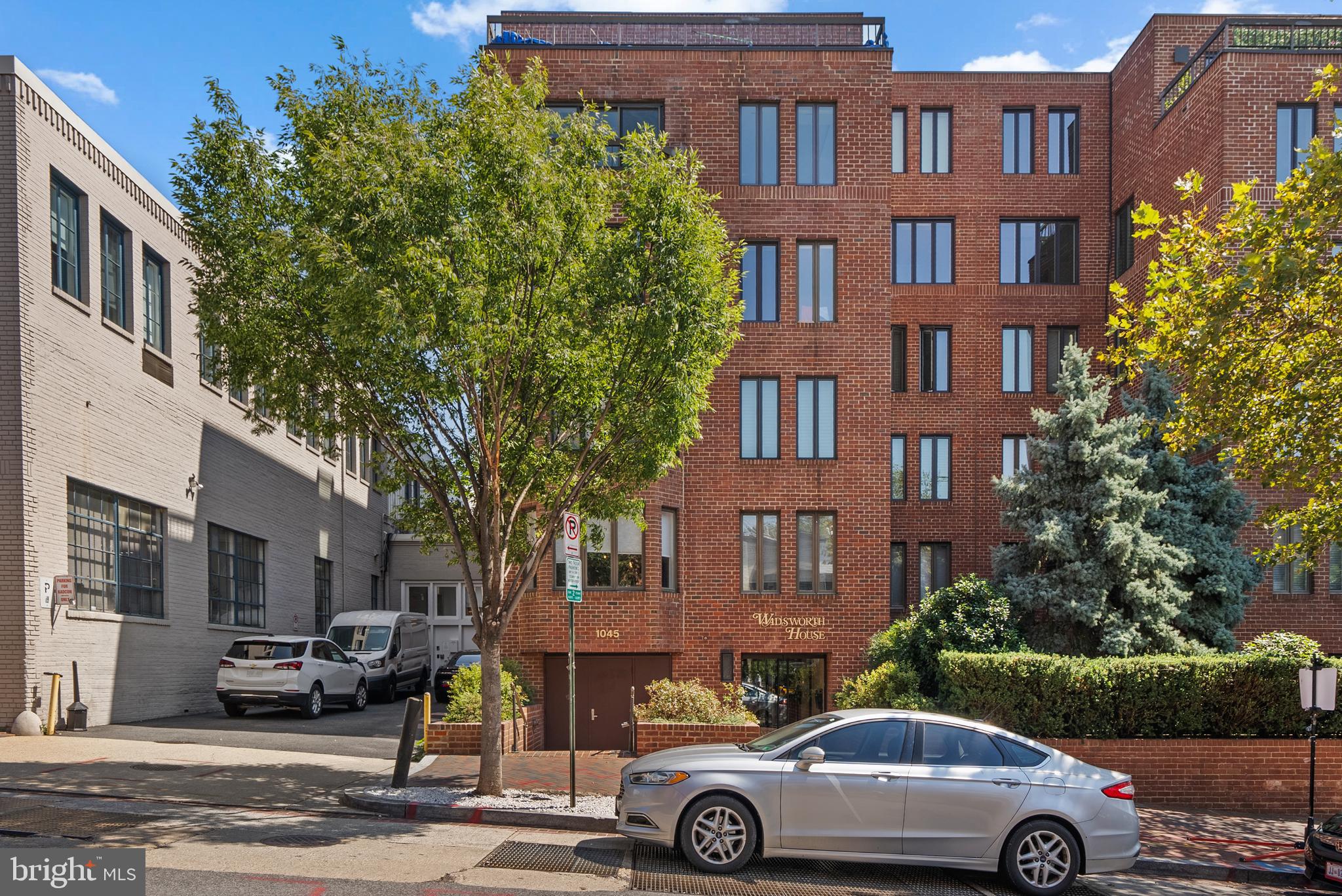 1045 31ST STREET NW 302