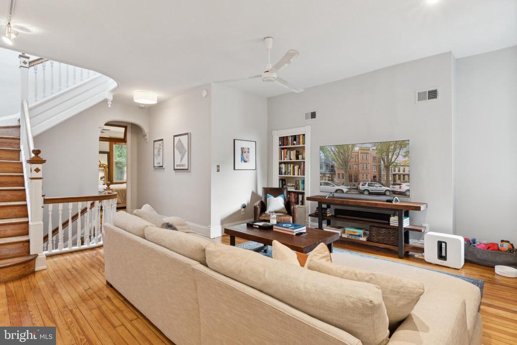 1406 12TH STREET NW