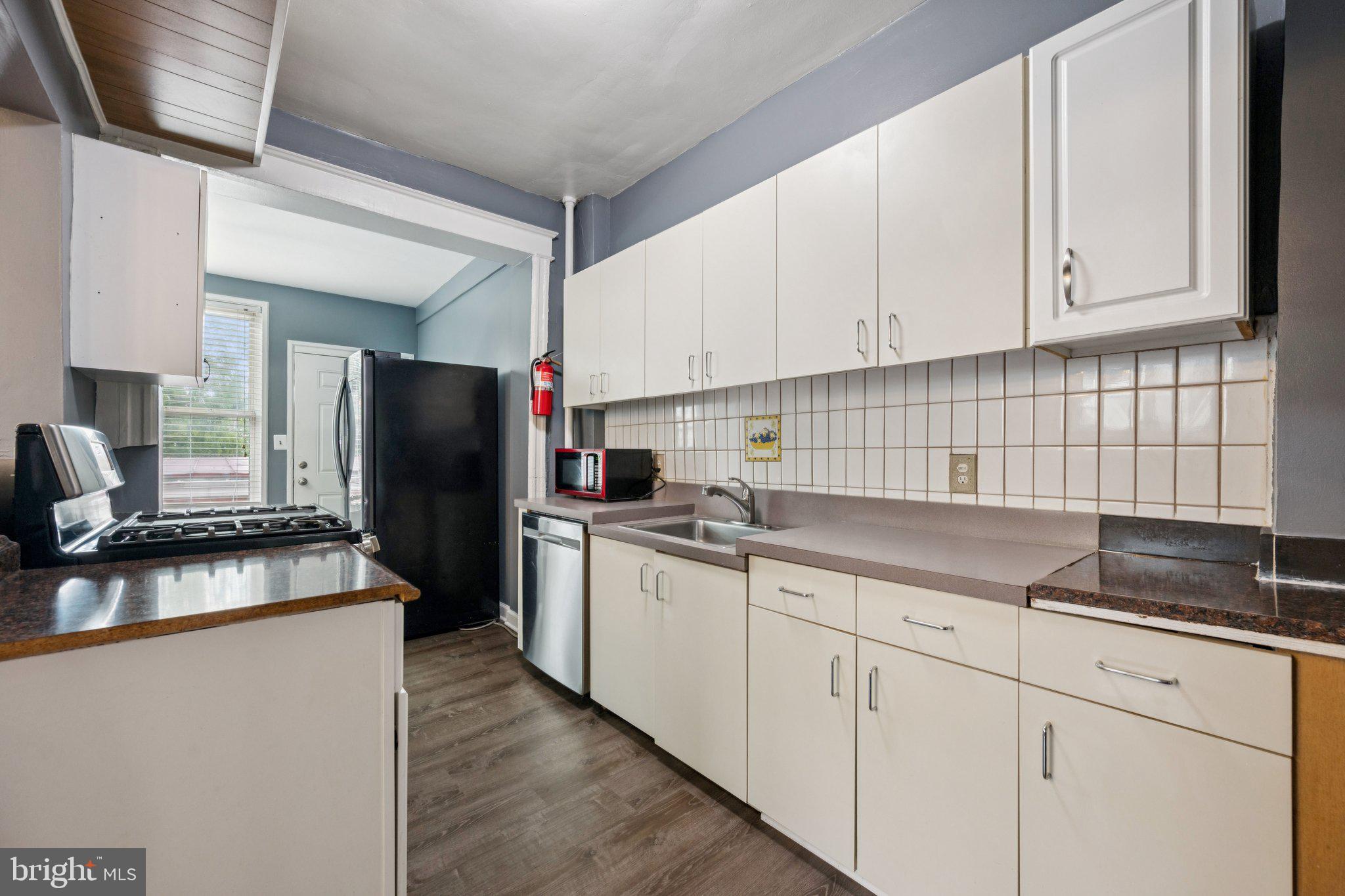 1002 IRVING STREET NW