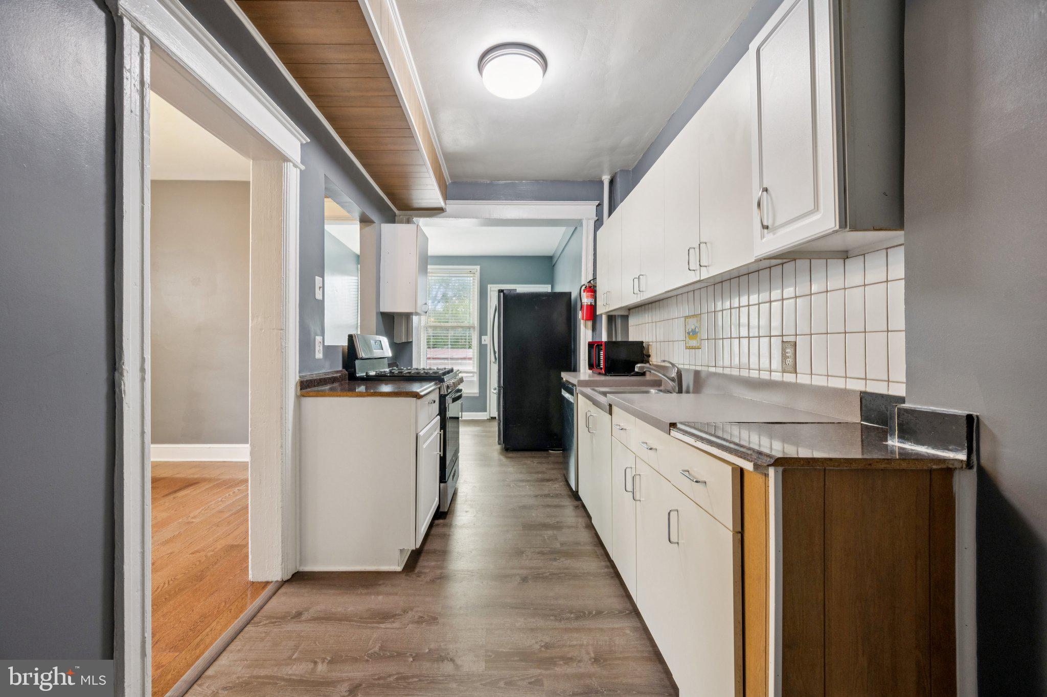 1002 IRVING STREET NW