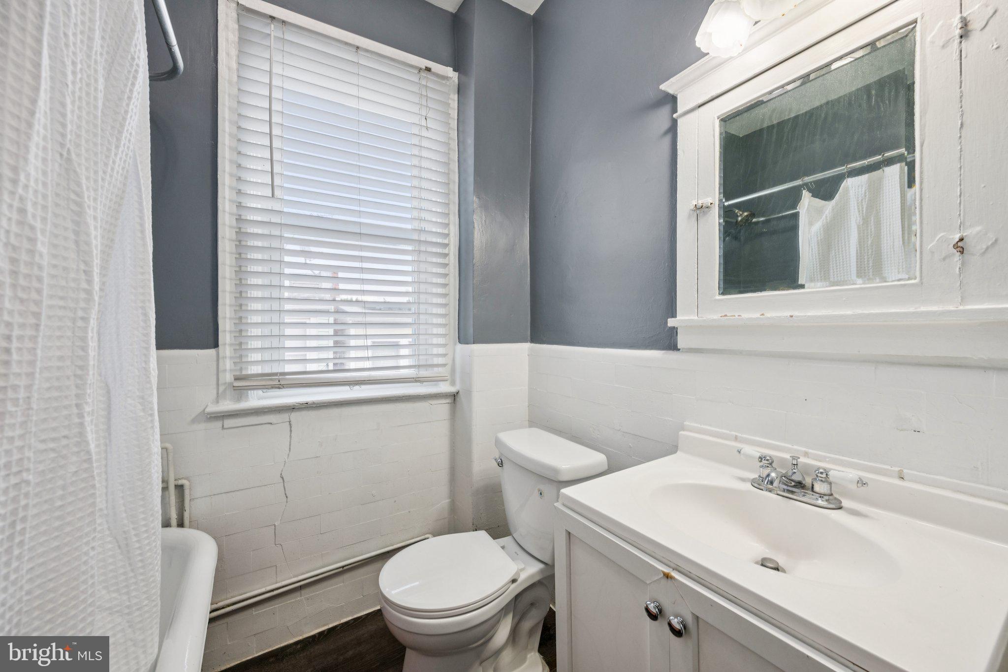 1002 IRVING STREET NW