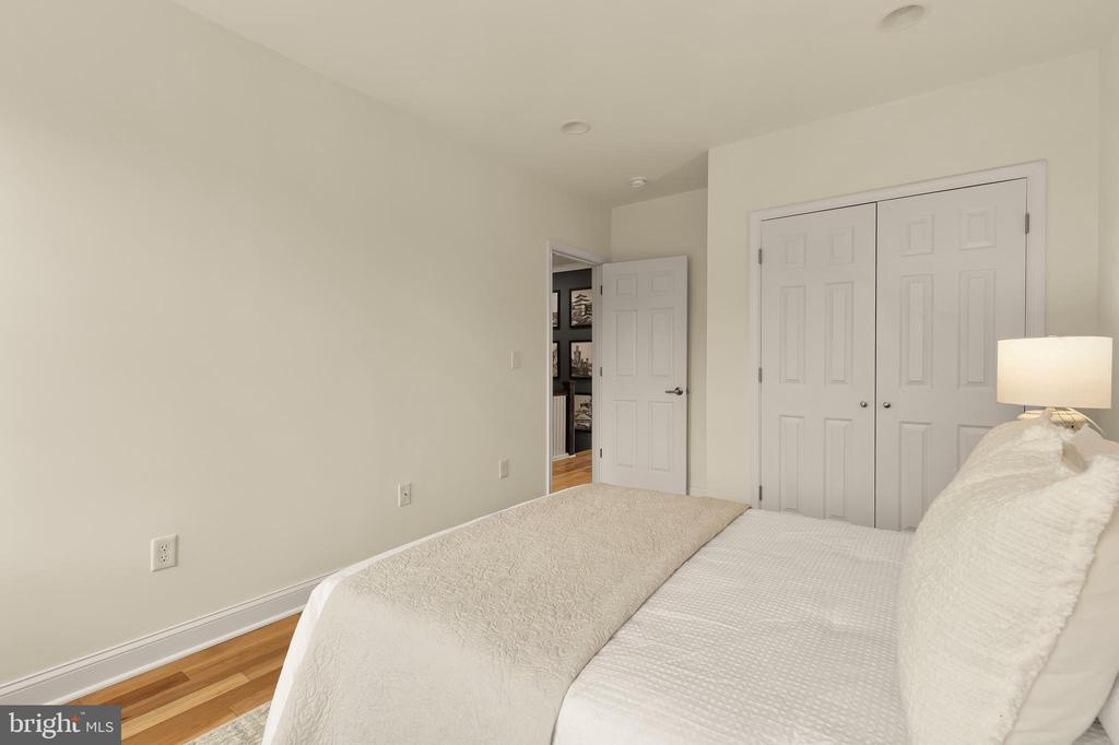5505 13TH STREET NW
