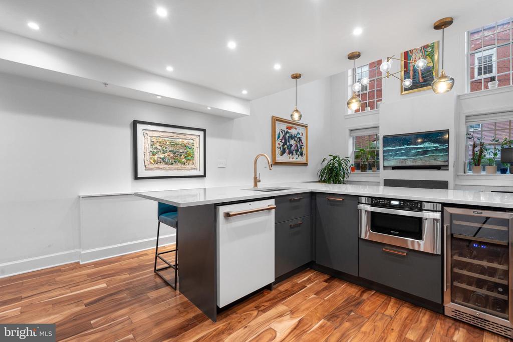 1111 M STREET NW 2