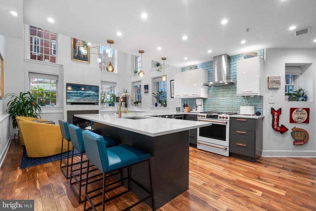 1111 M STREET NW 2