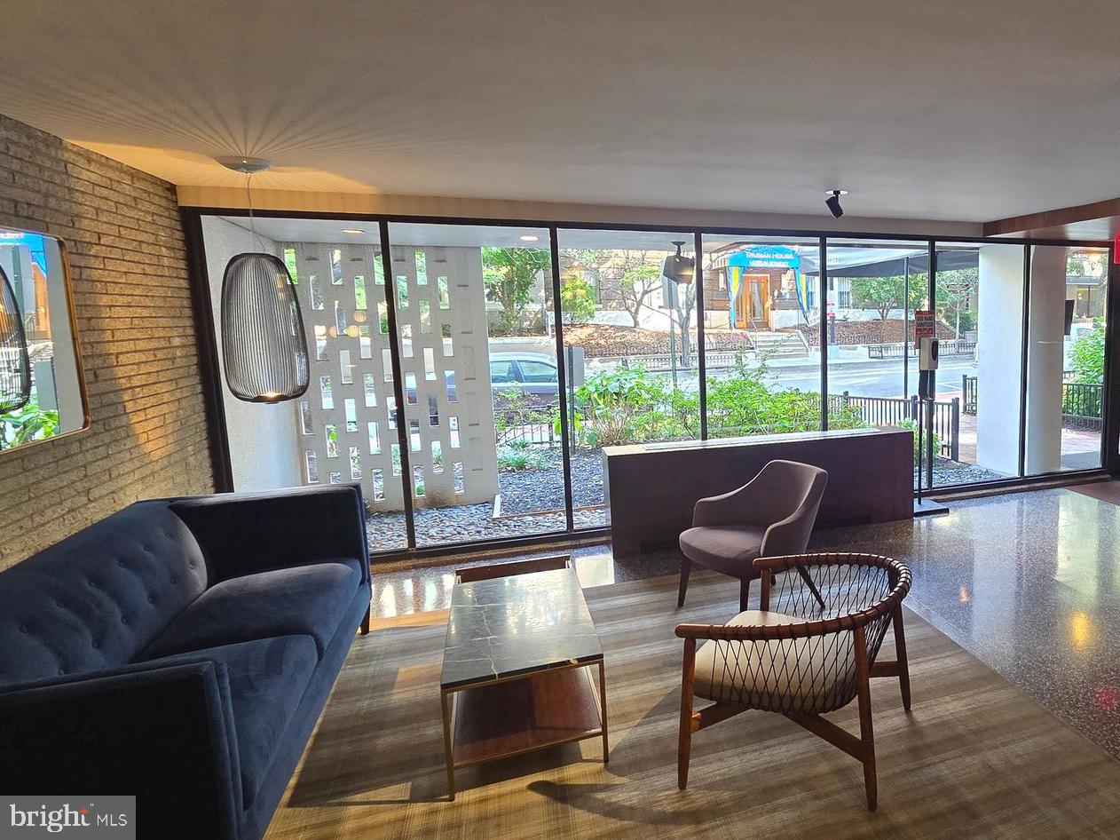 1440 N STREET NW 1011