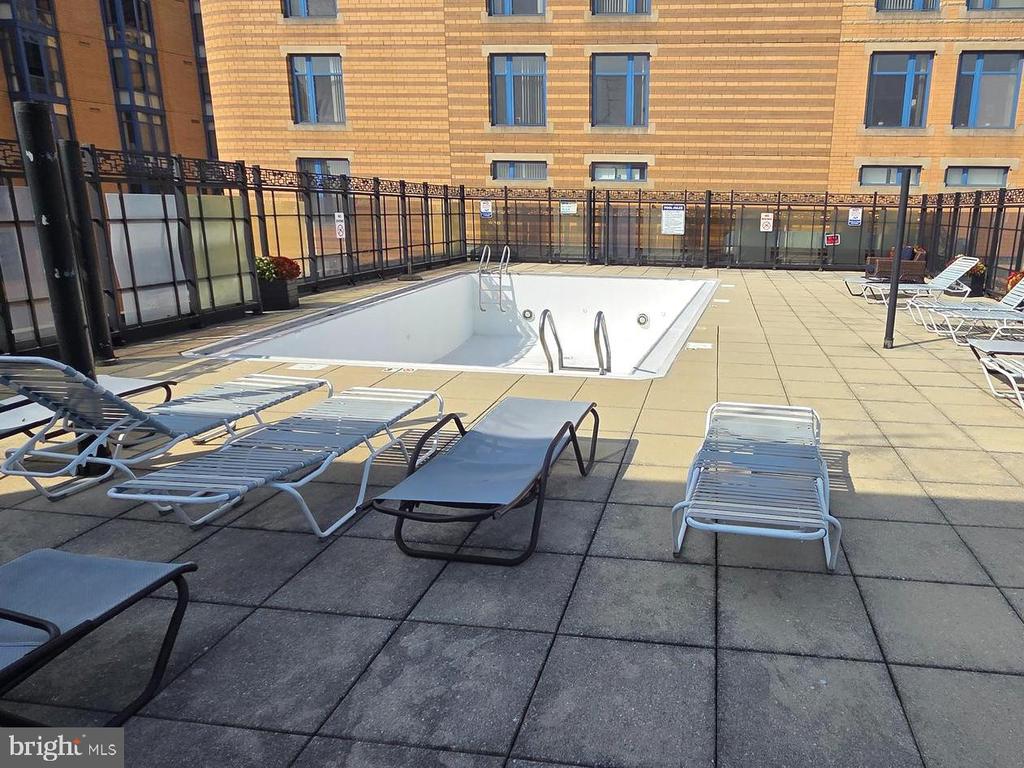 1440 N STREET NW 1011