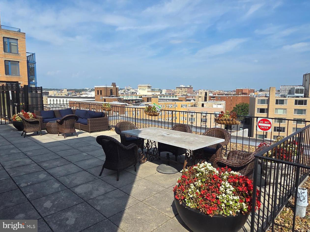 1440 N STREET NW 1011