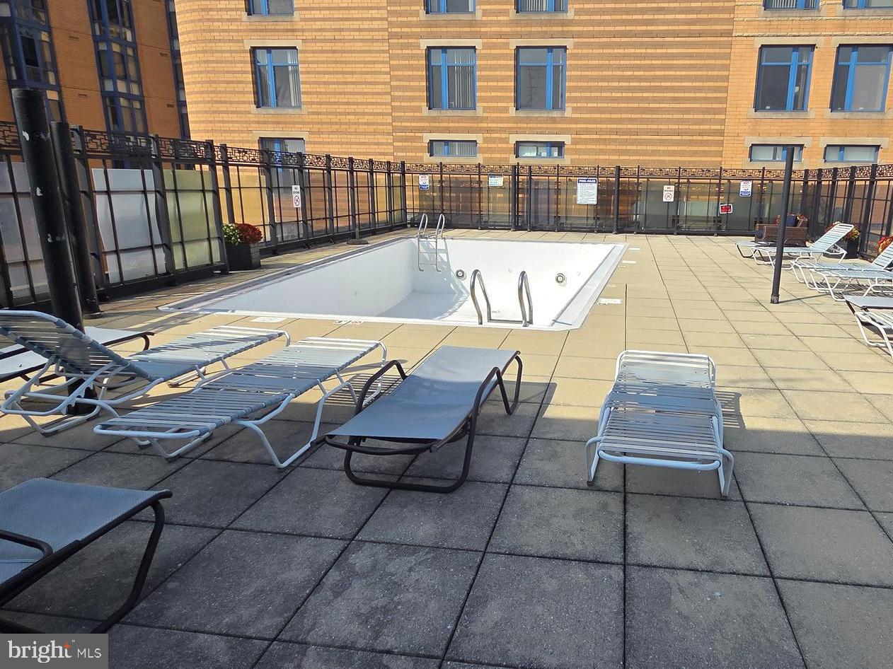 1440 N STREET NW 1011