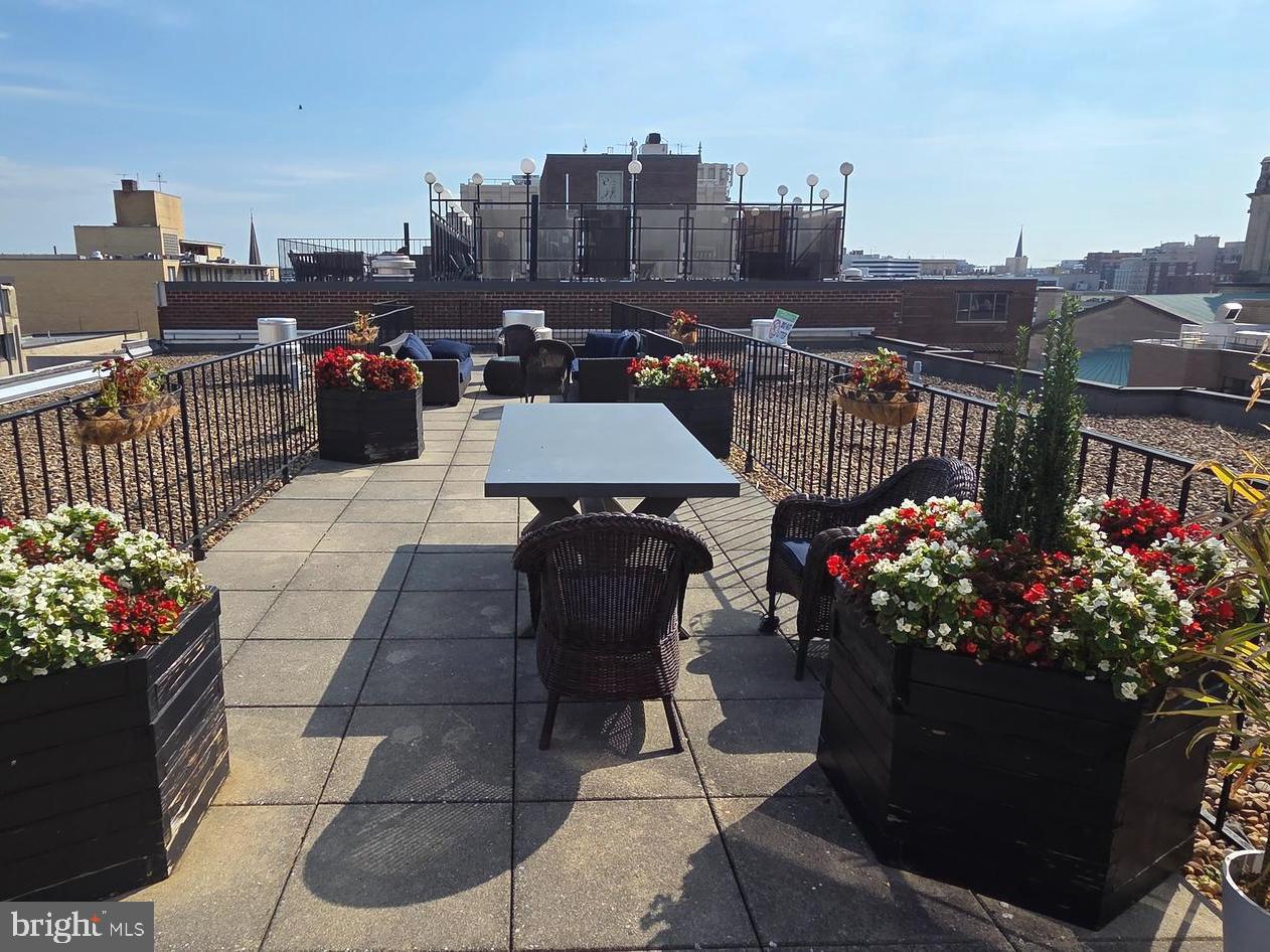 1440 N STREET NW 1011