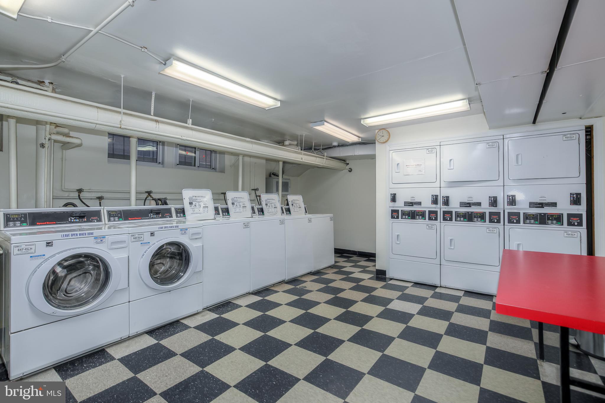 1954 COLUMBIA ROAD NW 201