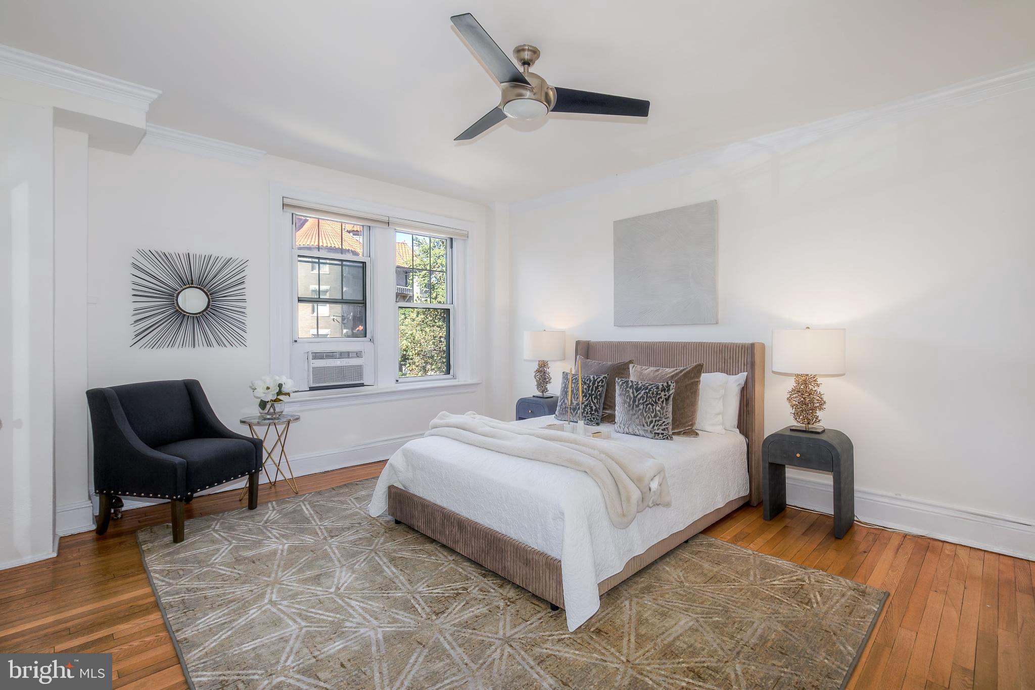 1954 COLUMBIA ROAD NW 201