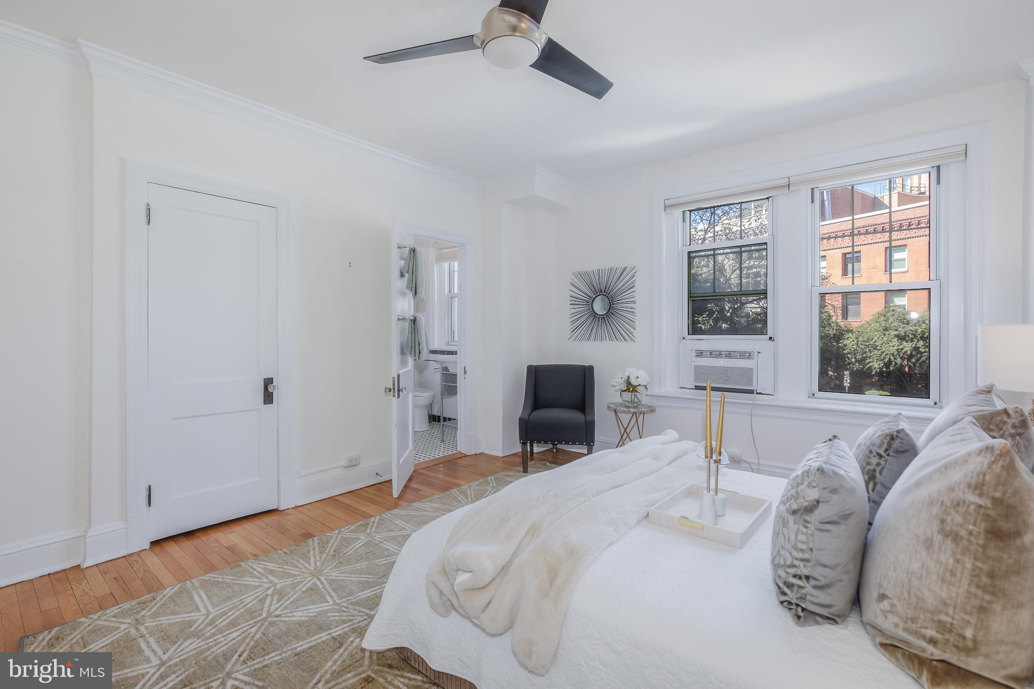 1954 COLUMBIA ROAD NW 201