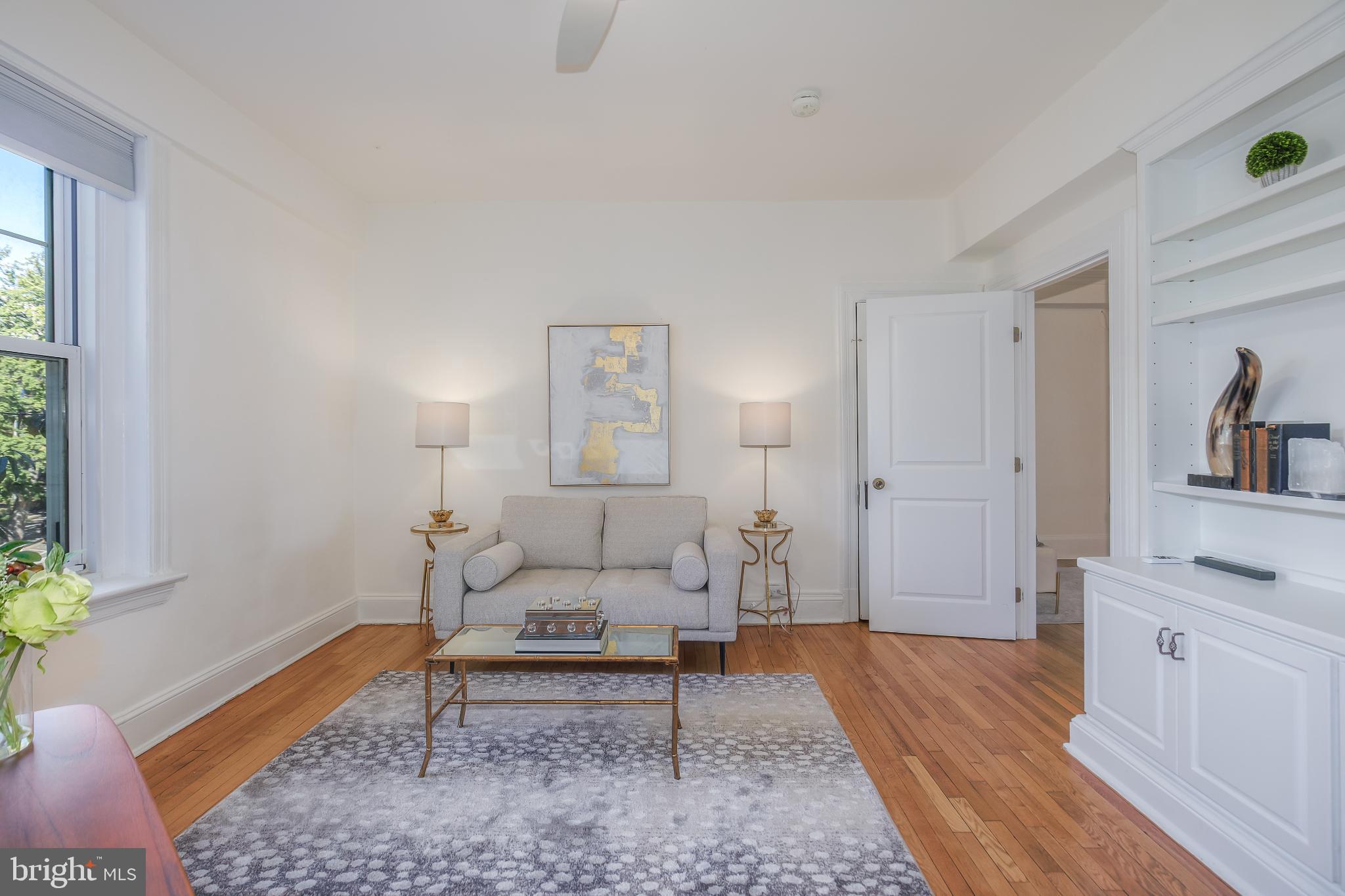 1954 COLUMBIA ROAD NW 201