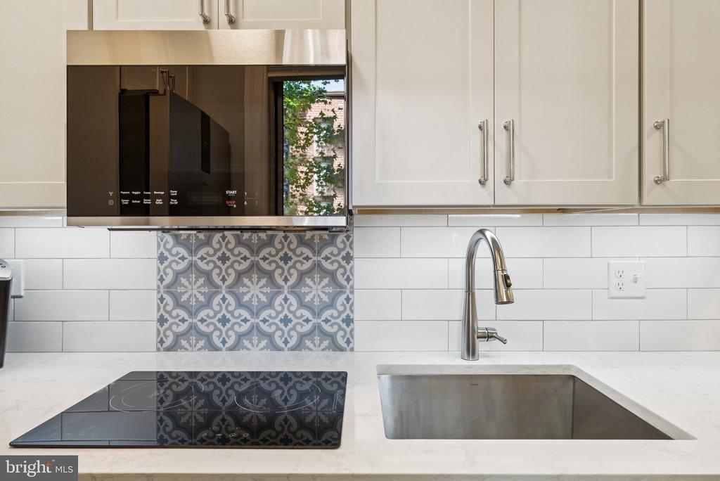 18 9TH STREET NE 304