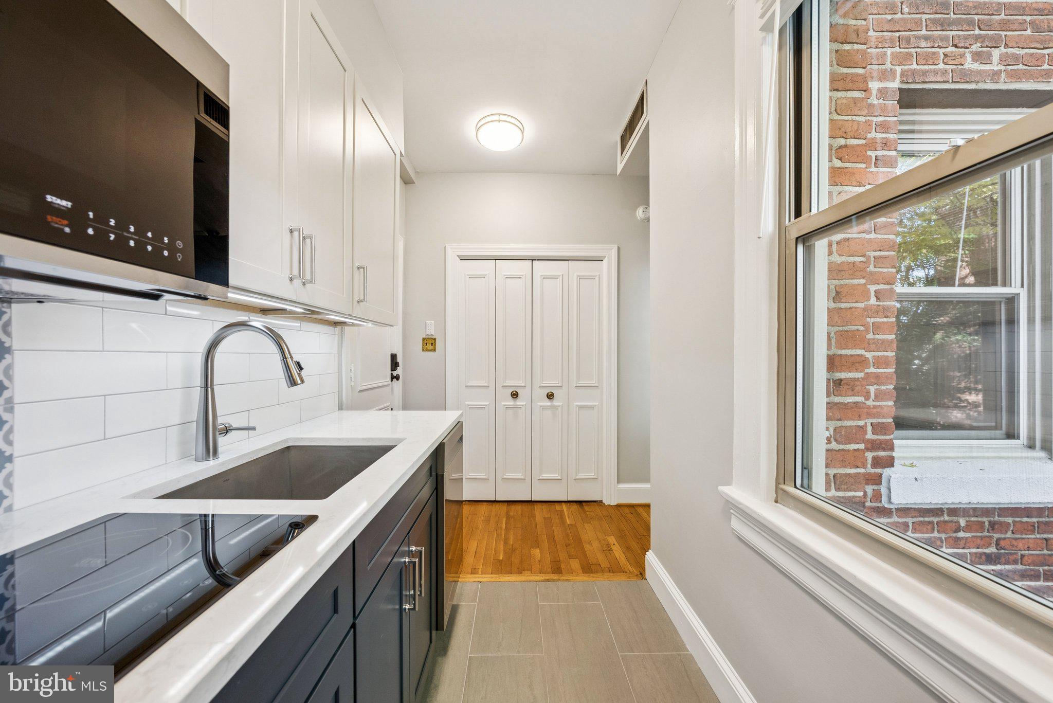 18 9TH STREET NE 304