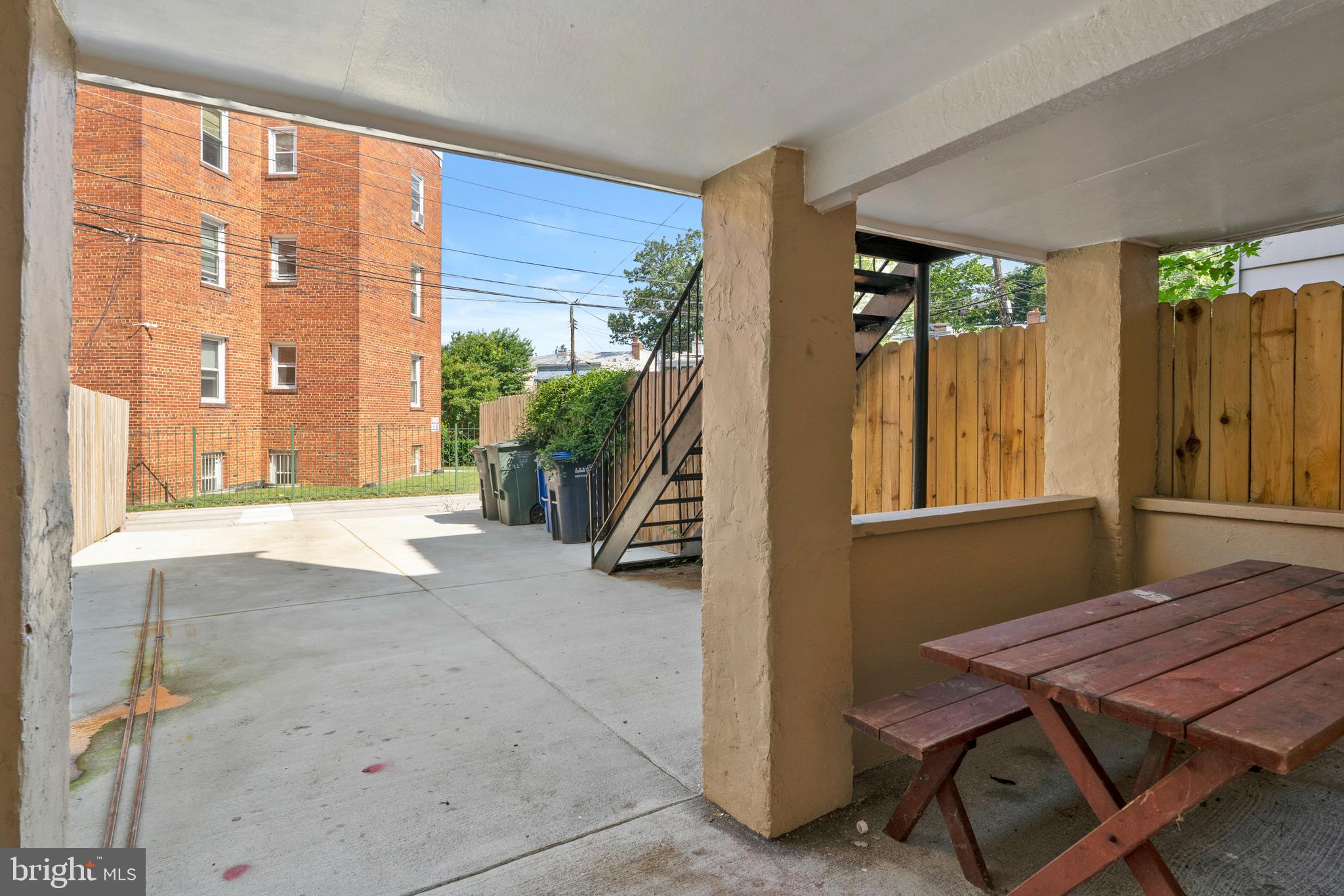 127 ROCK CREEK CHURCH ROAD NW