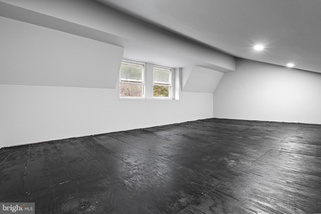 127 ROCK CREEK CHURCH ROAD NW