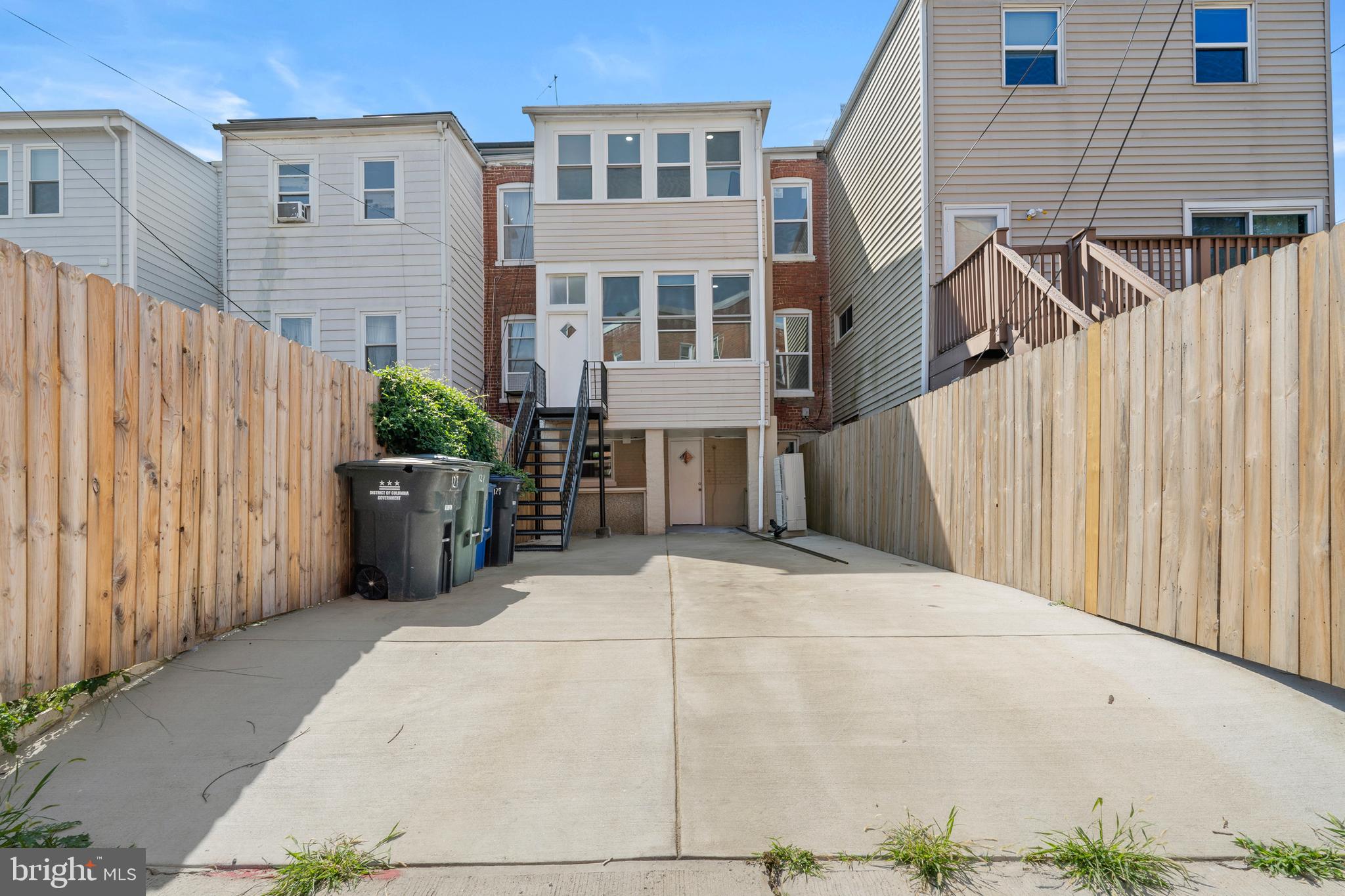 127 ROCK CREEK CHURCH ROAD NW