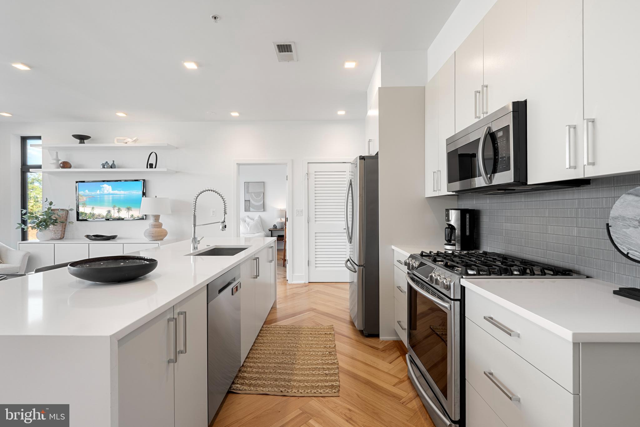 1345 K STREET SE 401