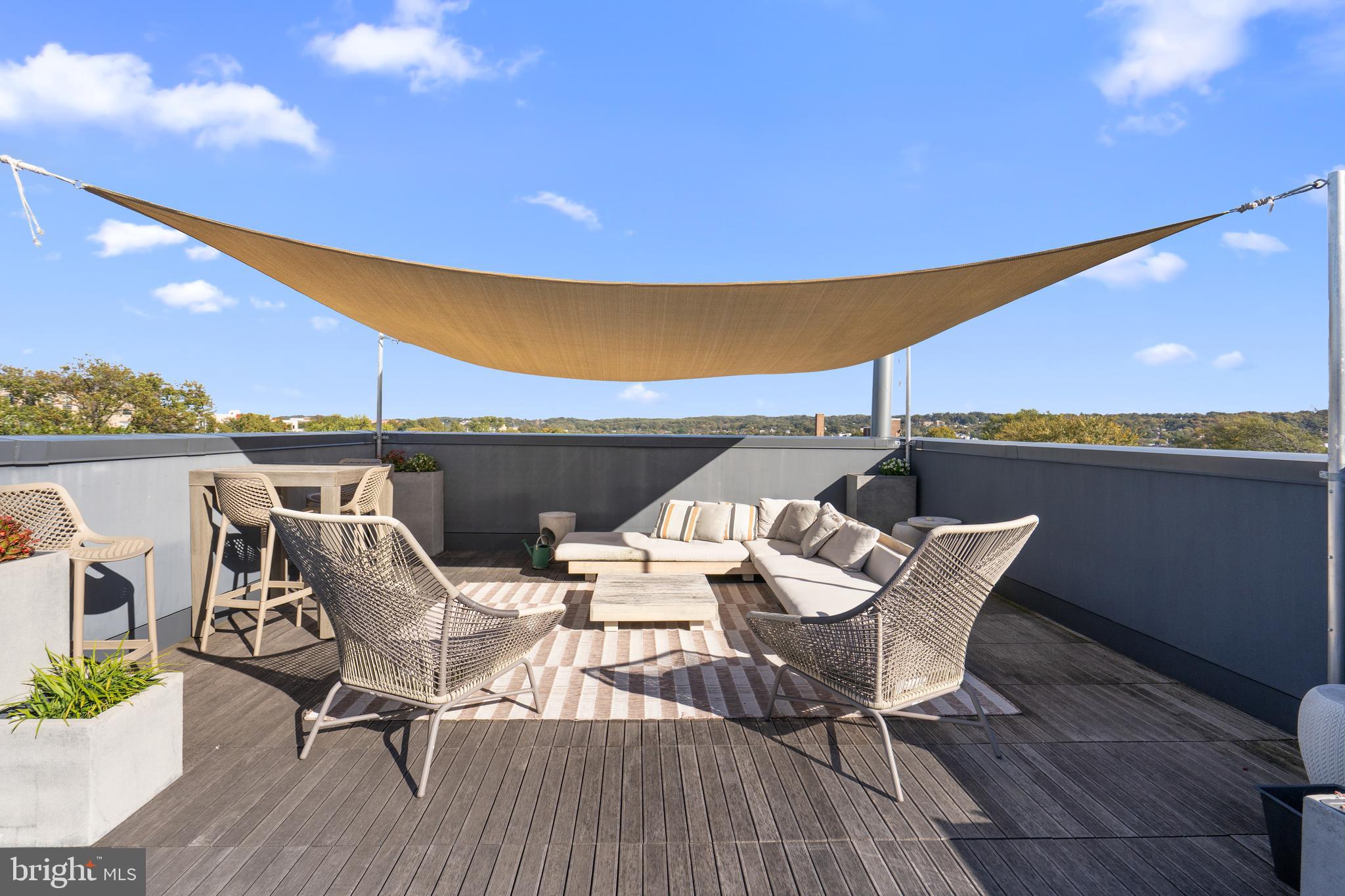 1345 K STREET SE 401