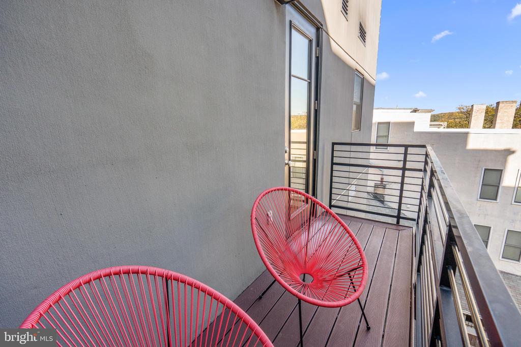 1345 K STREET SE 401